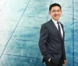 Henghong Yang