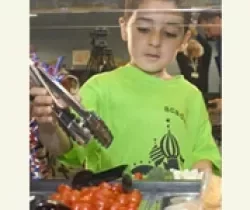 United Fresh Produce Association Foundation - Let's Move Salad Bars to Schools